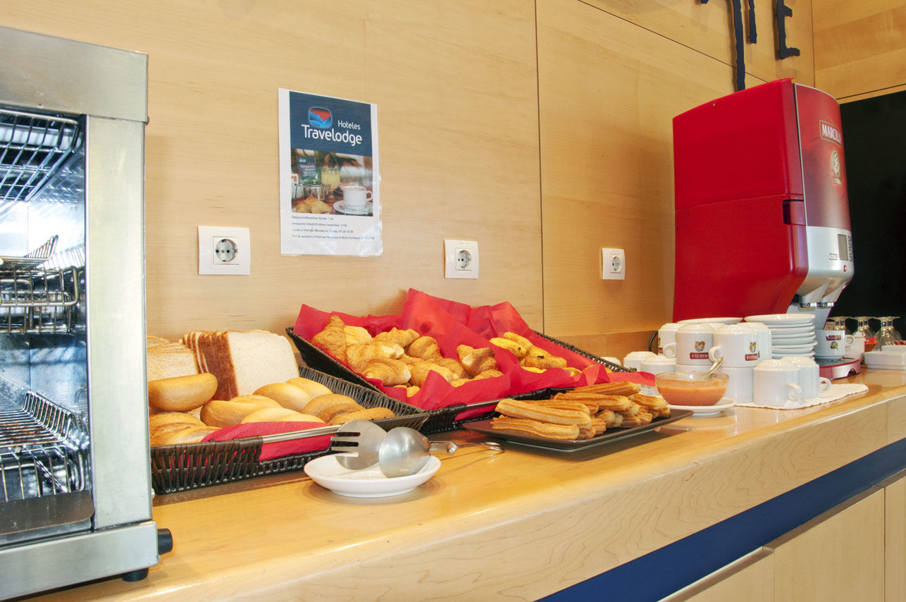 Travelodge Torrelaguna Madrid Restaurant photo