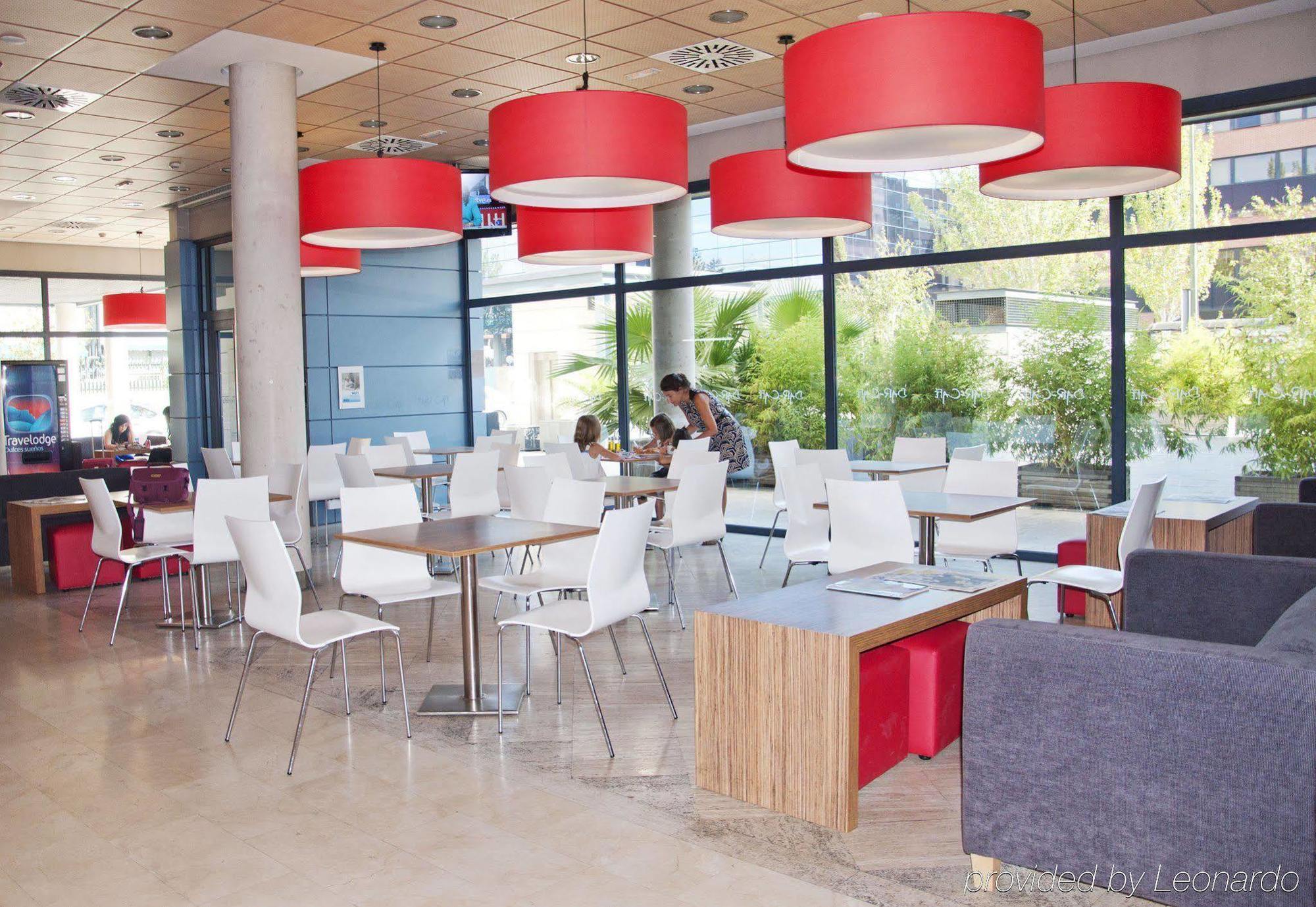 Travelodge Torrelaguna Madrid Exterior photo