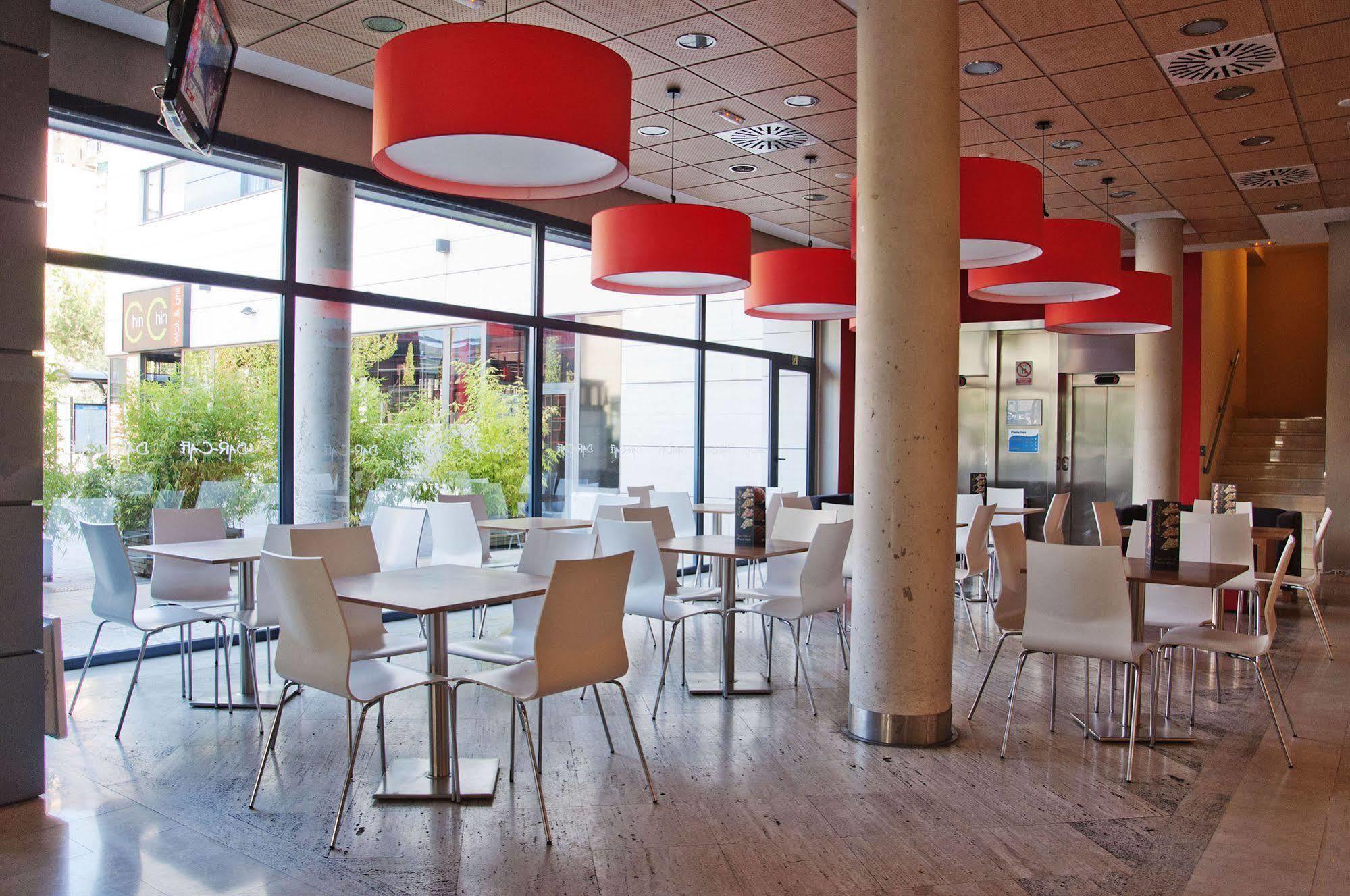 Travelodge Torrelaguna Madrid Restaurant photo